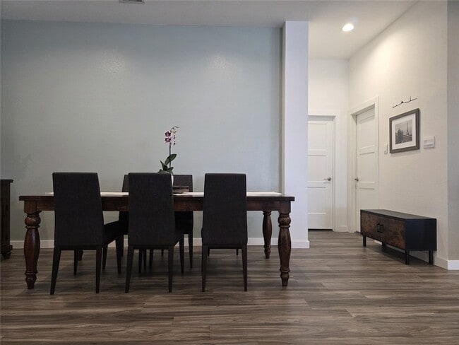 Building Photo - 13304 Big Sky Ct