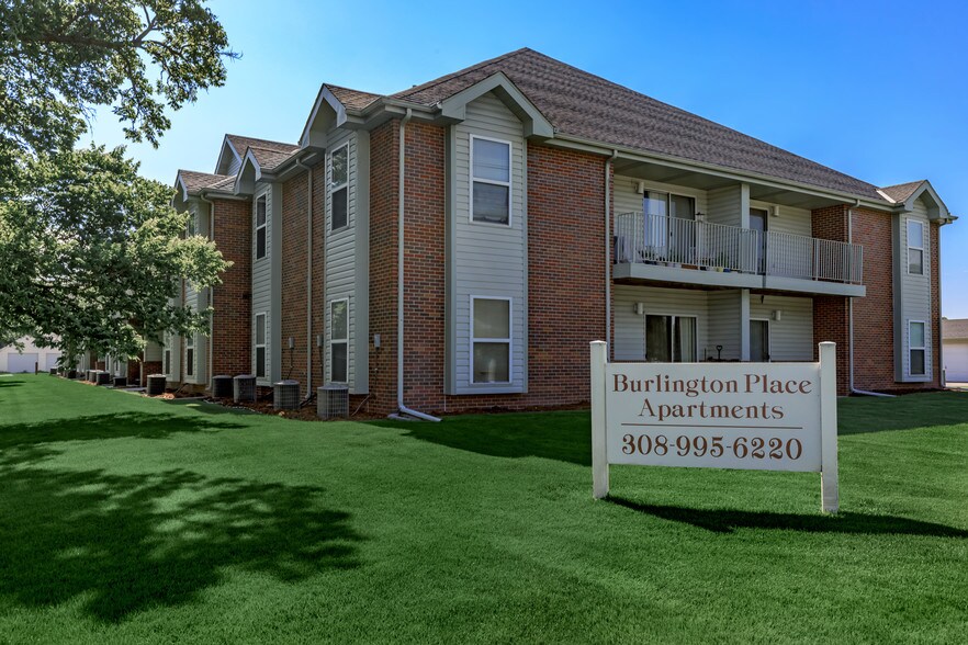 Burlington Place 620 Burlington St Holdrege NE 68949 Apartment Finder
