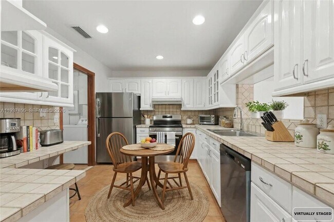 Building Photo - 8510 NW 8th St