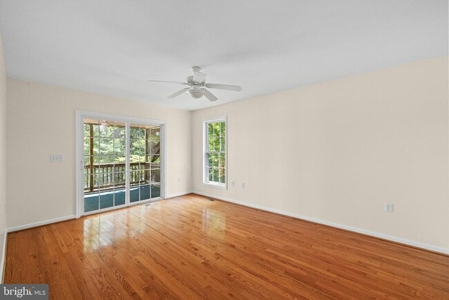 Building Photo - 686 Lake Caroline Dr