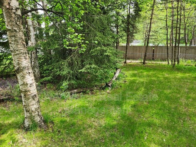Building Photo - 3890 Caravelle Dr