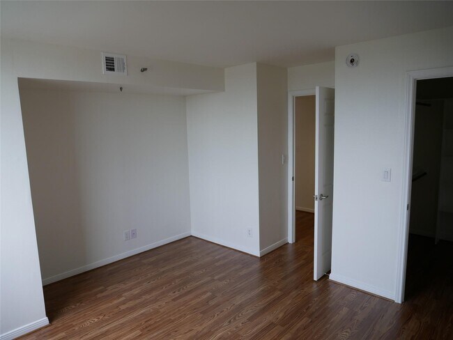Building Photo - 3525 Sage Rd