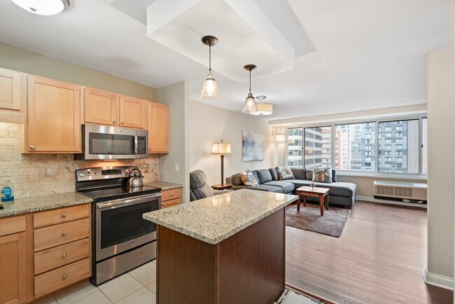 Building Photo - 211 E Ohio St