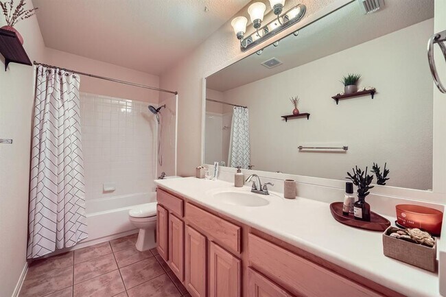 Building Photo - 1011 Bretton Woods Dr
