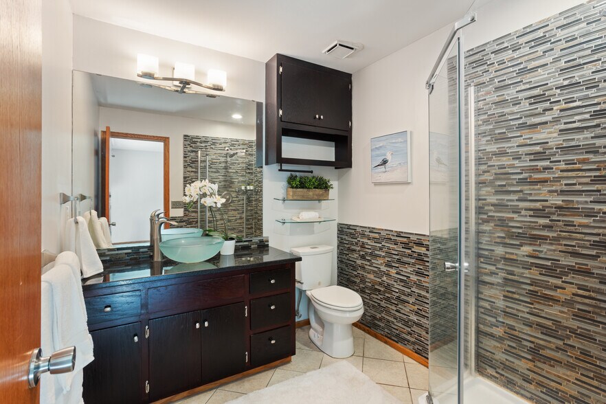 Building Photo - 18525 County Road 24