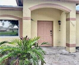Building Photo - 28442 SW 141st Pl