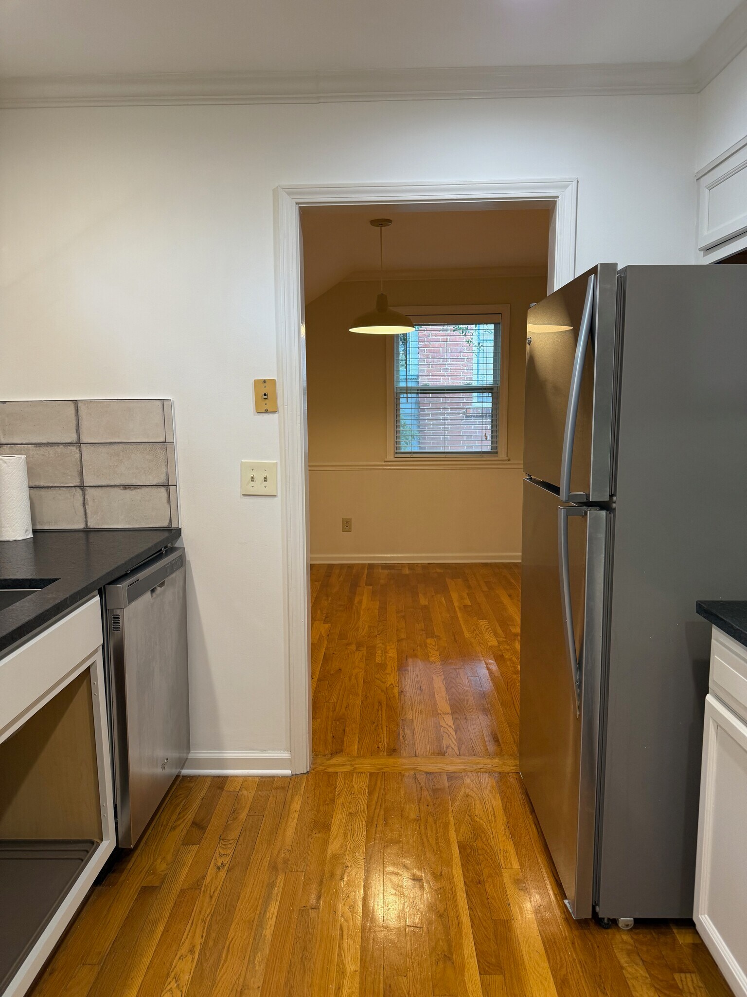 Building Photo - 2808 10th Ct S
