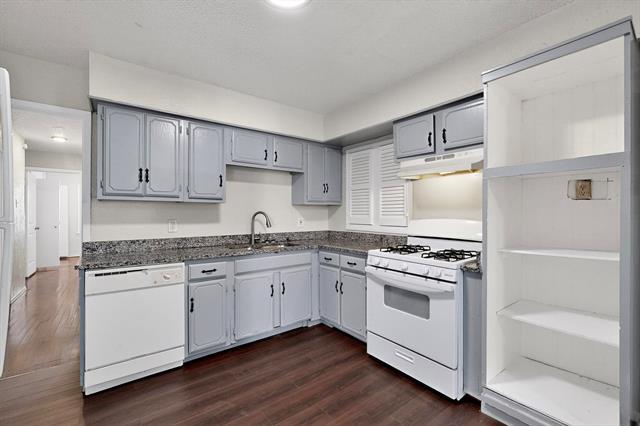 Building Photo - 3817 Vanette Ln