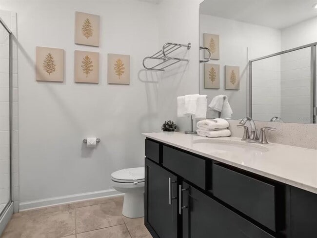 Building Photo - 1043 Splash Shot Pl