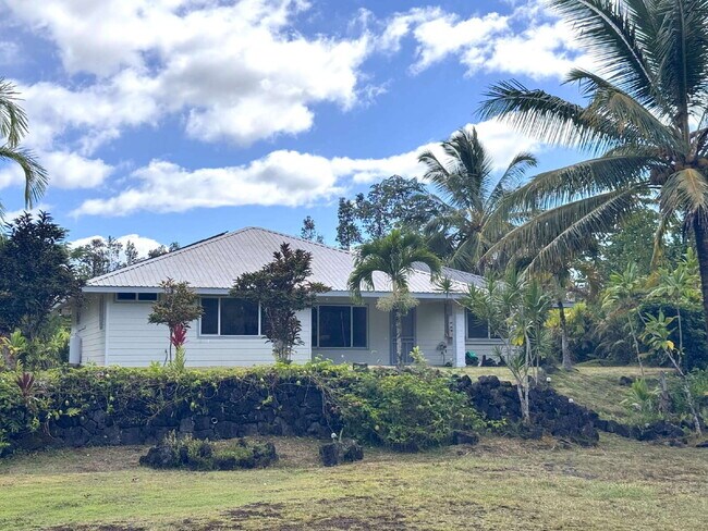 Primary Photo - 3bd/2ba For Rent with Walking Distance to ...