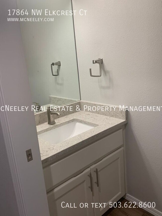 Building Photo - 17864 NW Elkcrest Ct