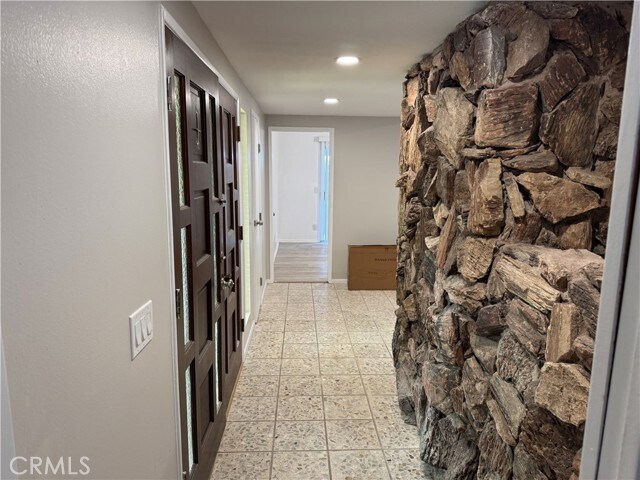 Building Photo - 415 S Tahquitz Ave