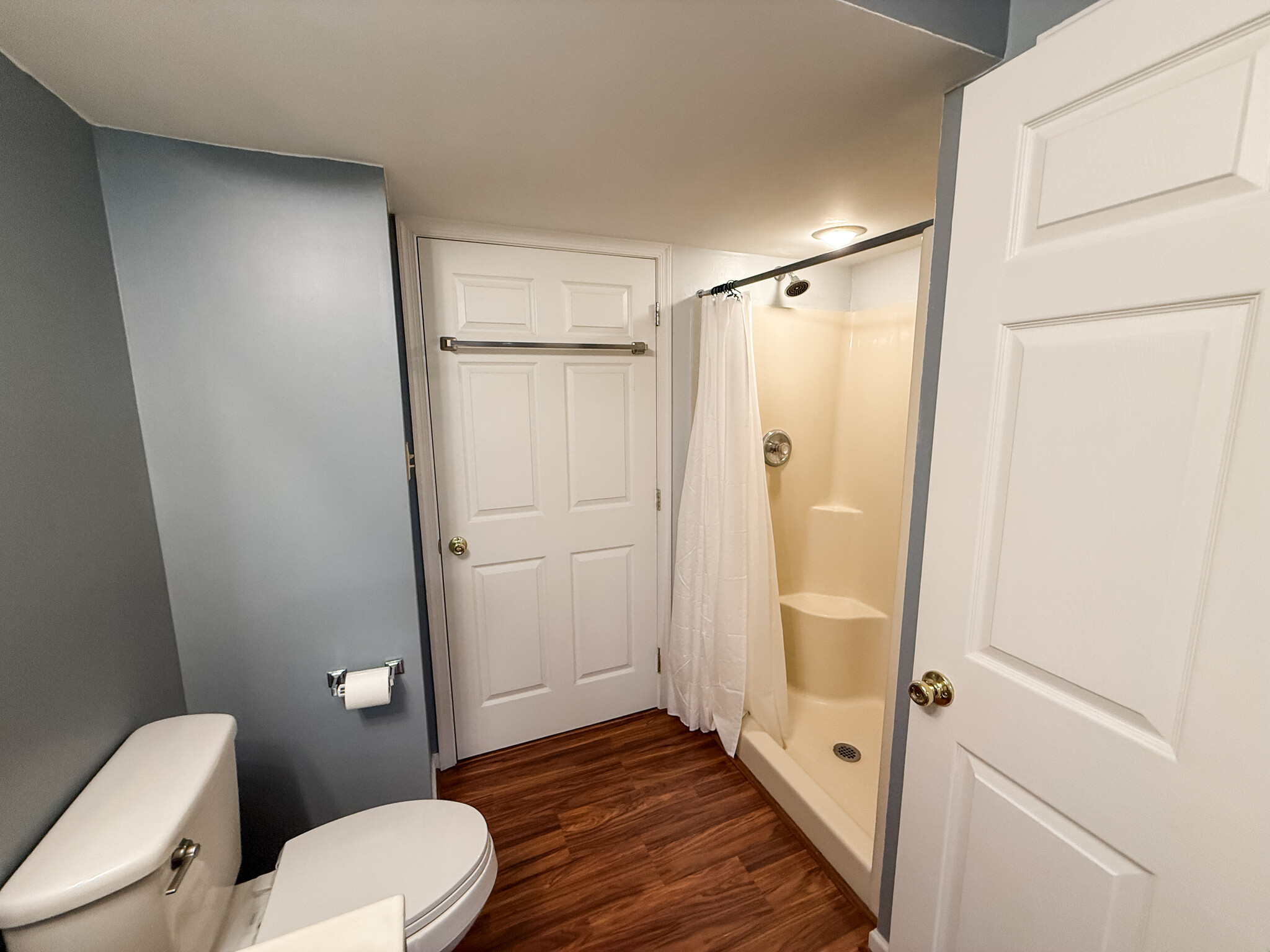 Building Photo - 815 Aztec Dr