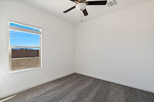 Building Photo - 13276 N Jessett Ln
