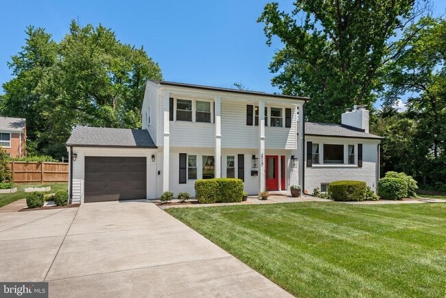 Building Photo - 6920 Poppy Dr