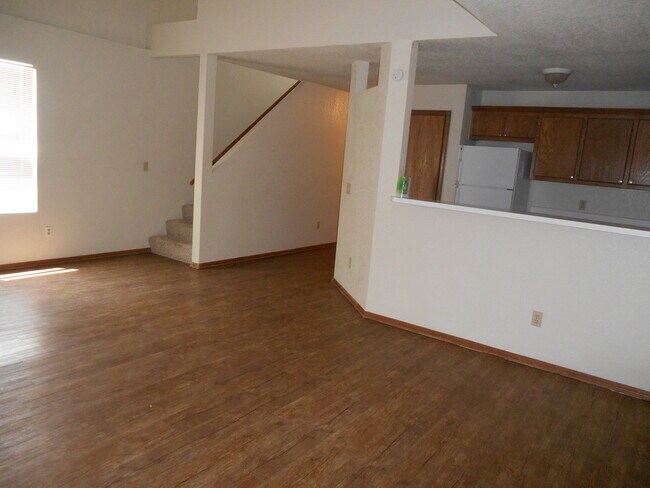 Building Photo - 3320-3322 Ridgecrest Cir