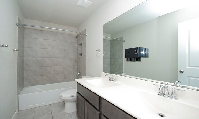 Building Photo - 14120 Sand Ridge Ct