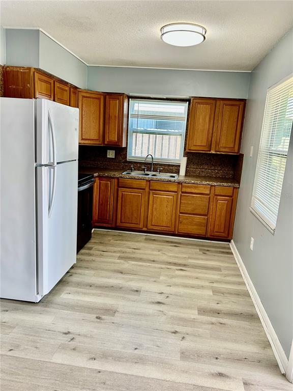 Building Photo - 2314 20th Ave W