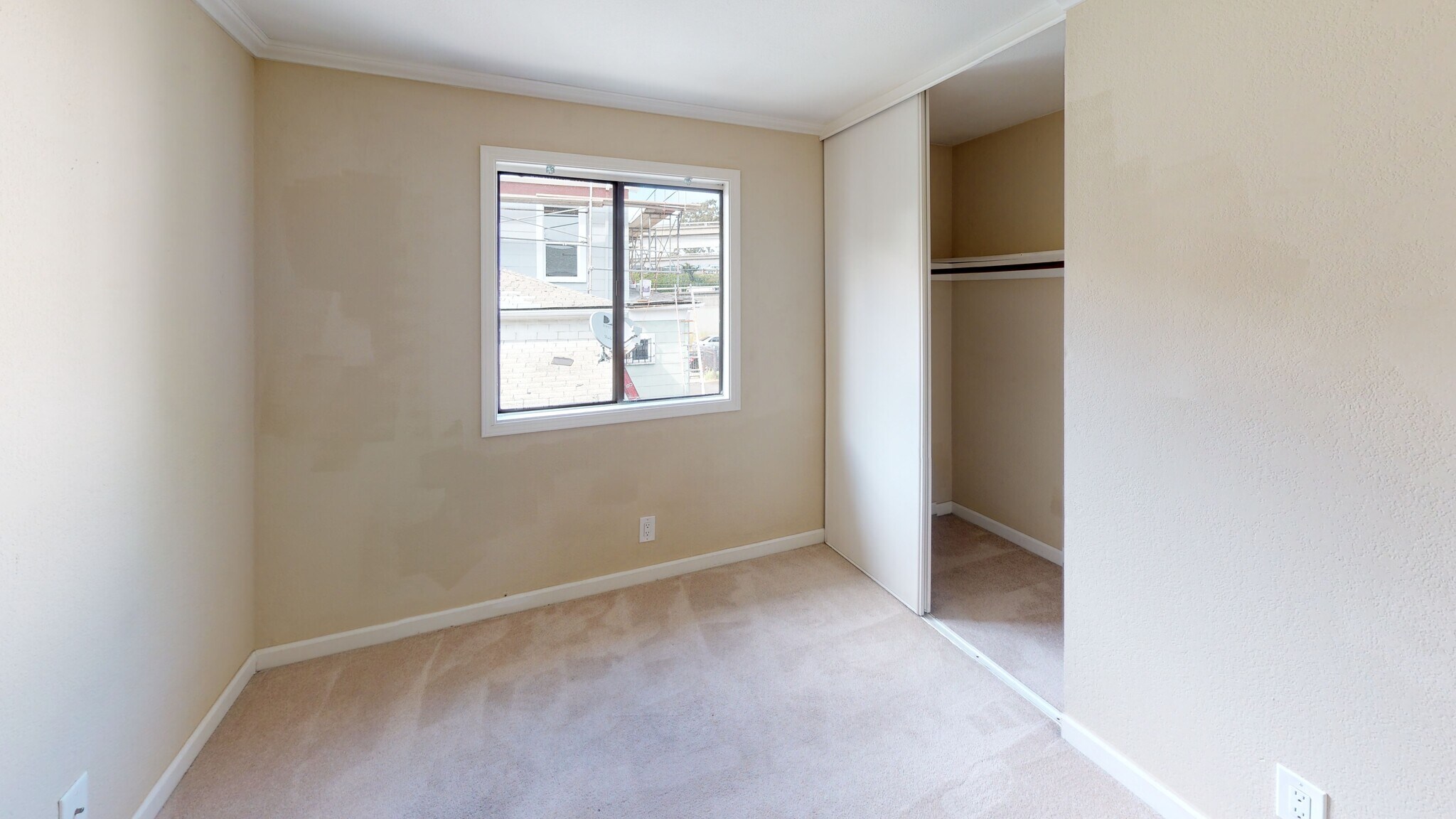 Building Photo - 669 35th St