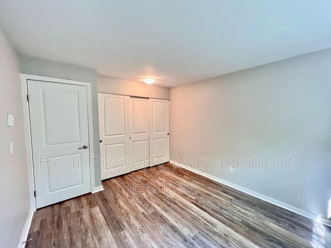 Building Photo - 16101 Bothell Everett Hwy