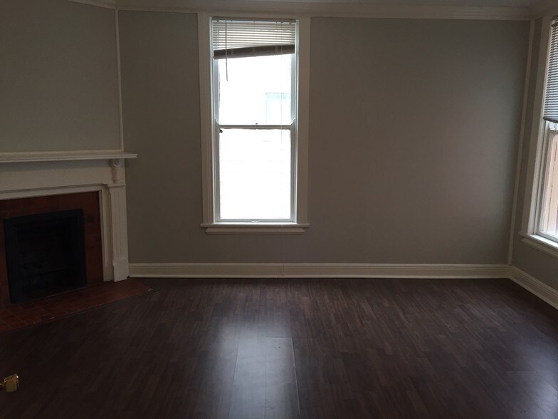 Bedroom 2 - 1520 S Louisiana St