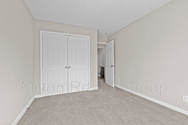 Building Photo - 6748 Willowbrook Dr