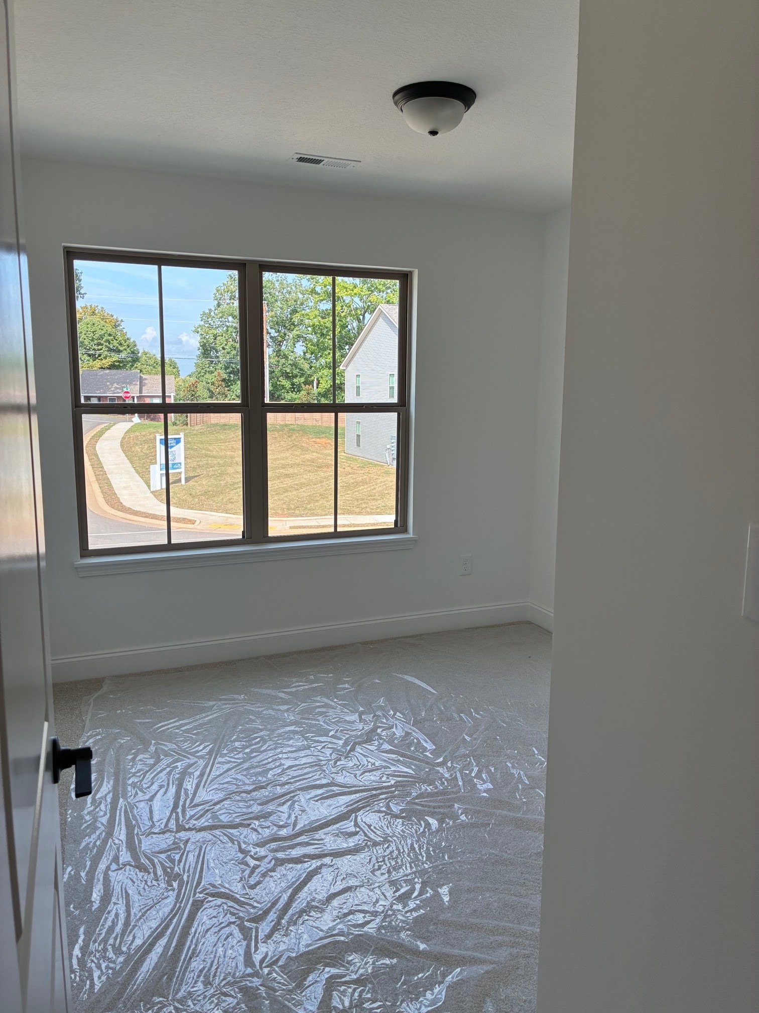 Building Photo - 1704 Bennett Village Dr