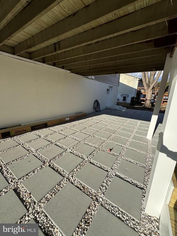 Building Photo - 110 Elaine Dr