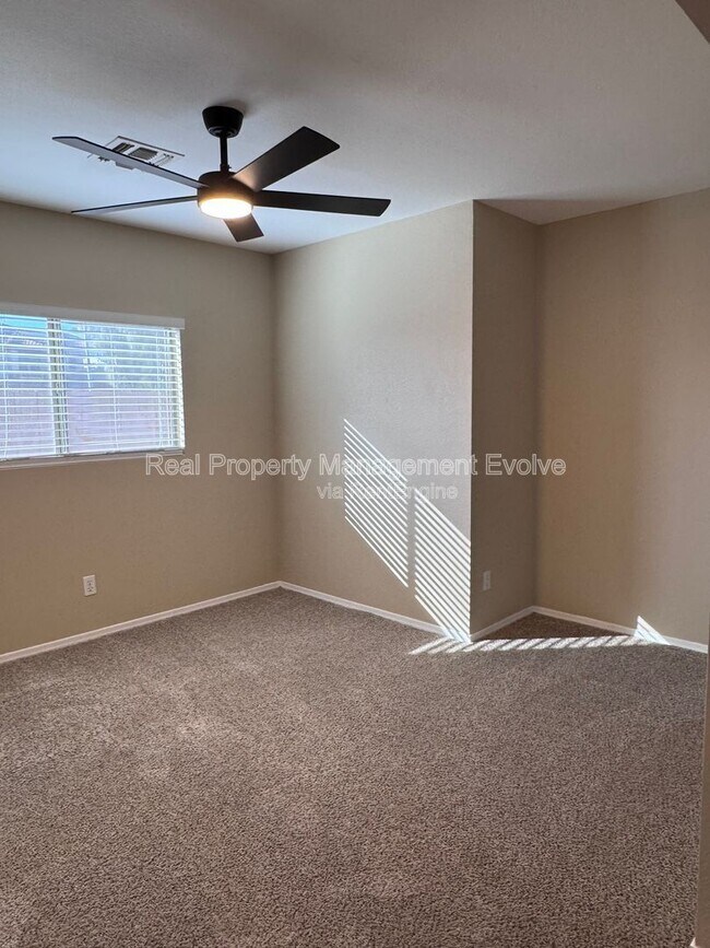 Building Photo - 3045 W Silver Sage Ln