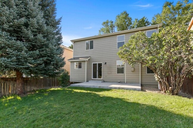 Building Photo - 1878 Twin Lakes Cir