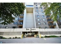 Building Photo - 1110 3rd Ave N