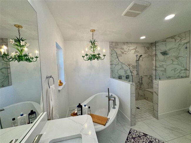 Building Photo - 7372 Melaleuca Way