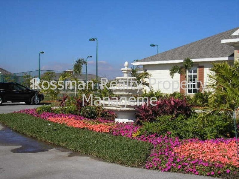 Building Photo - 3/2 Condo in gated community off Colonial Blvd