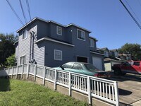 Building Photo - 887 Sagewood Trl