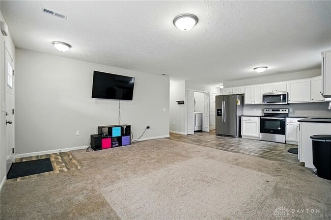 Building Photo - 720 Diamond Loop