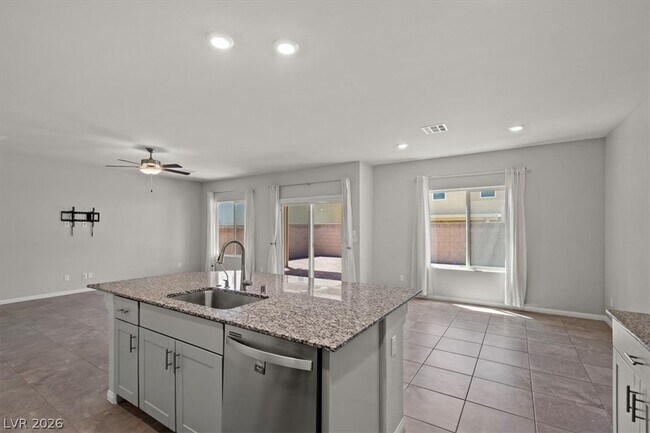 Building Photo - 4035 Beech Fern Ave