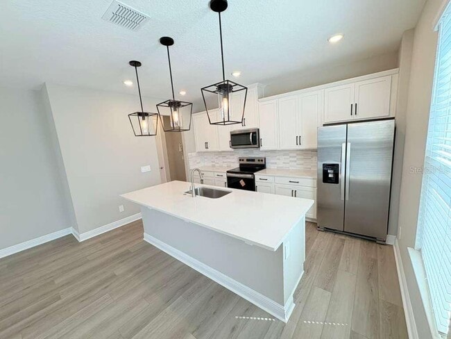 Building Photo - 16508 Silver Brook Wy