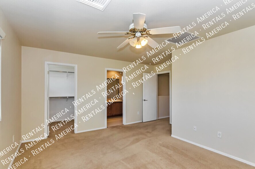 Building Photo - 10645 E Singing Canyon Dr
