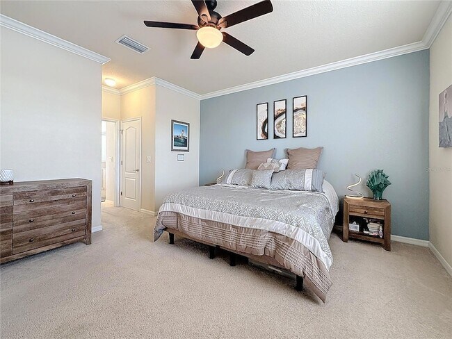 Building Photo - 6467 Willowshire Way