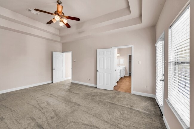 Building Photo - 1607 W Dallas St