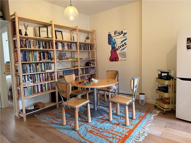 Primary Photo - 42 Clermont Ave