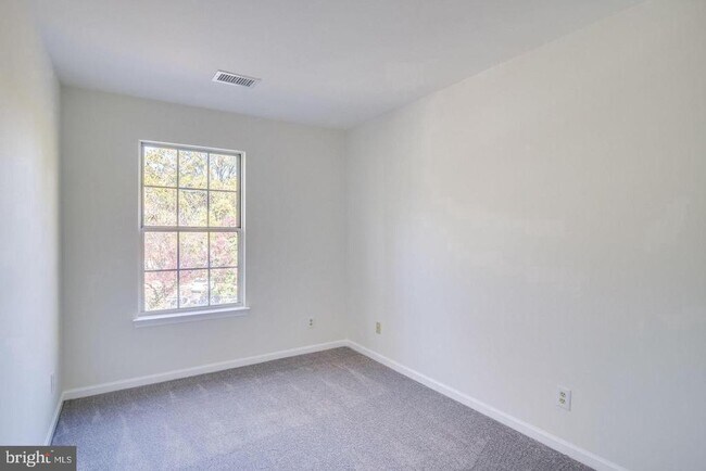 Building Photo - 3803 Green Ridge Ct