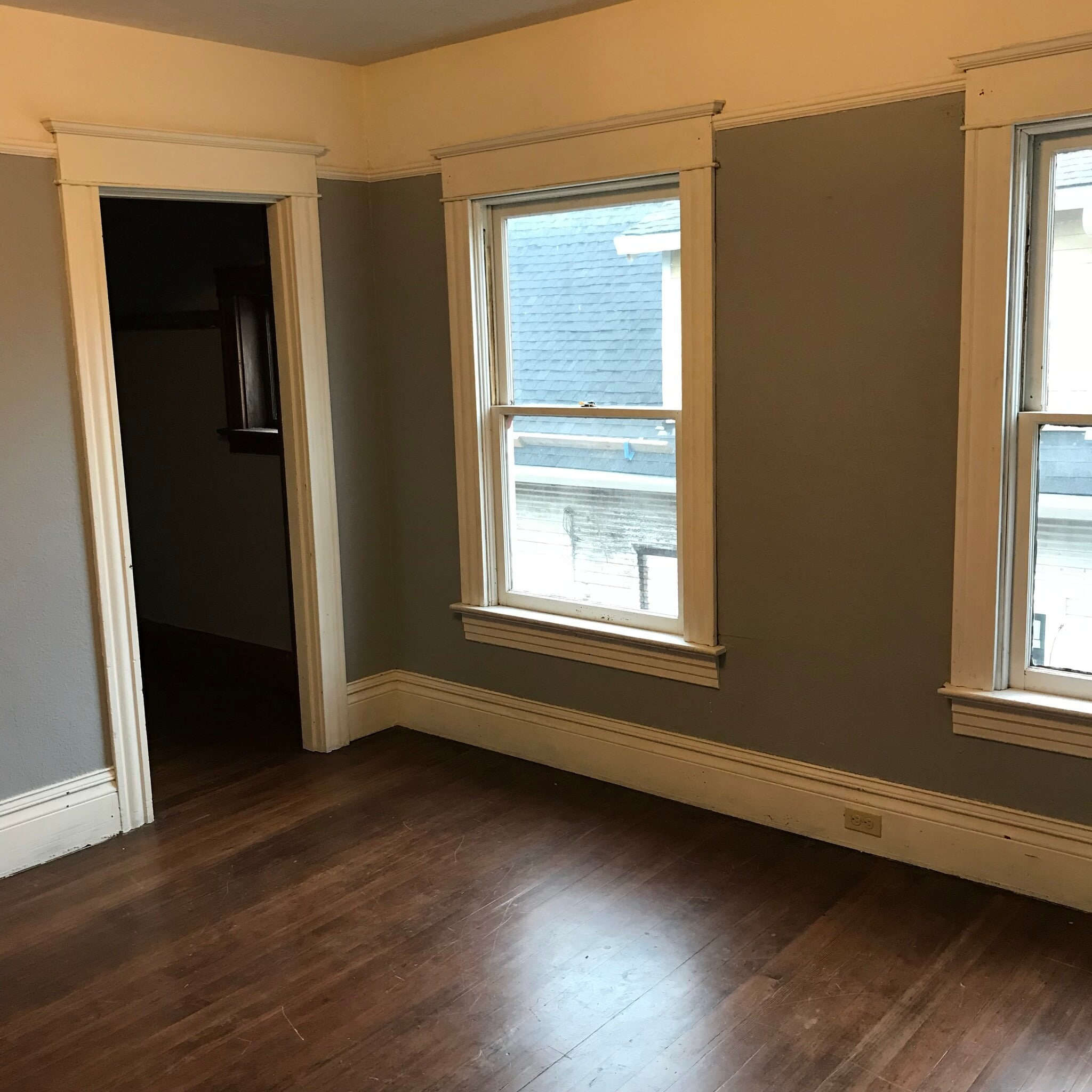 Building Photo - 109 NE Hancock St