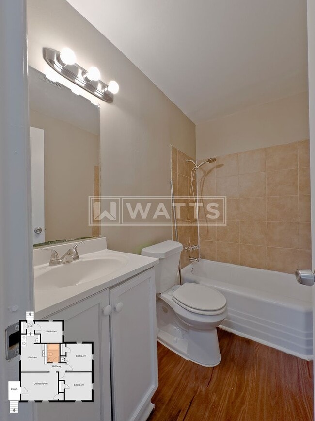Building Photo - Basic 3 Bedroom Home in Woodlawn