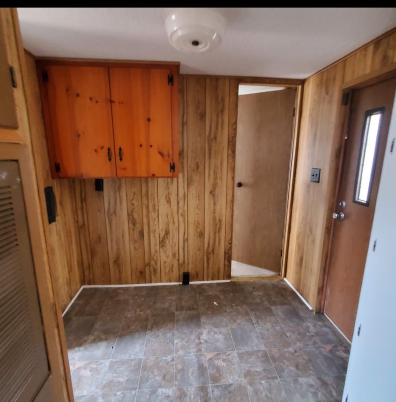 Building Photo - 70 Buttercup Dr