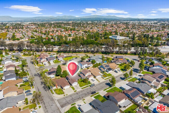 Building Photo - 13223 Arabella St