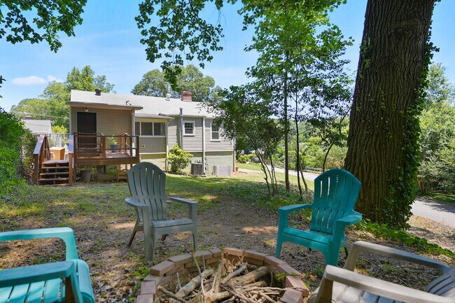 Building Photo - 1278 Adair St SW