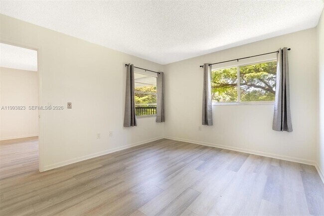 Building Photo - 13455 SW 16th Ct