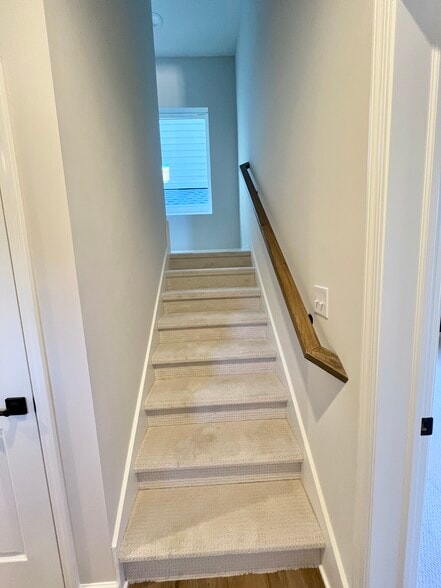 Building Photo - 15296 Mystic Rock Dr