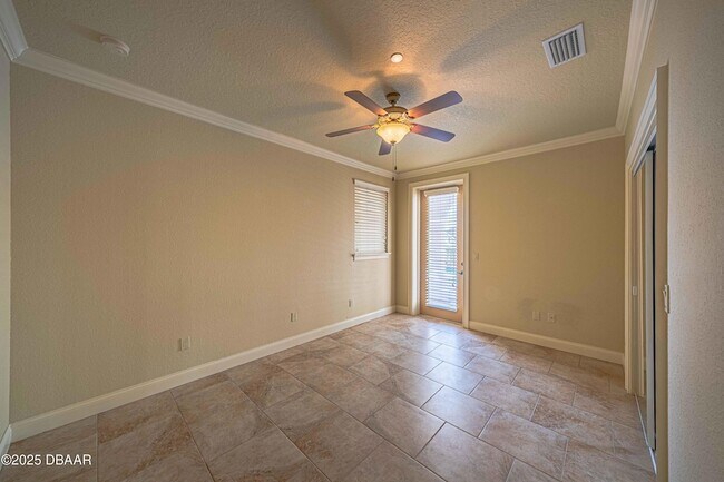 Building Photo - 5090 Riverside Dr